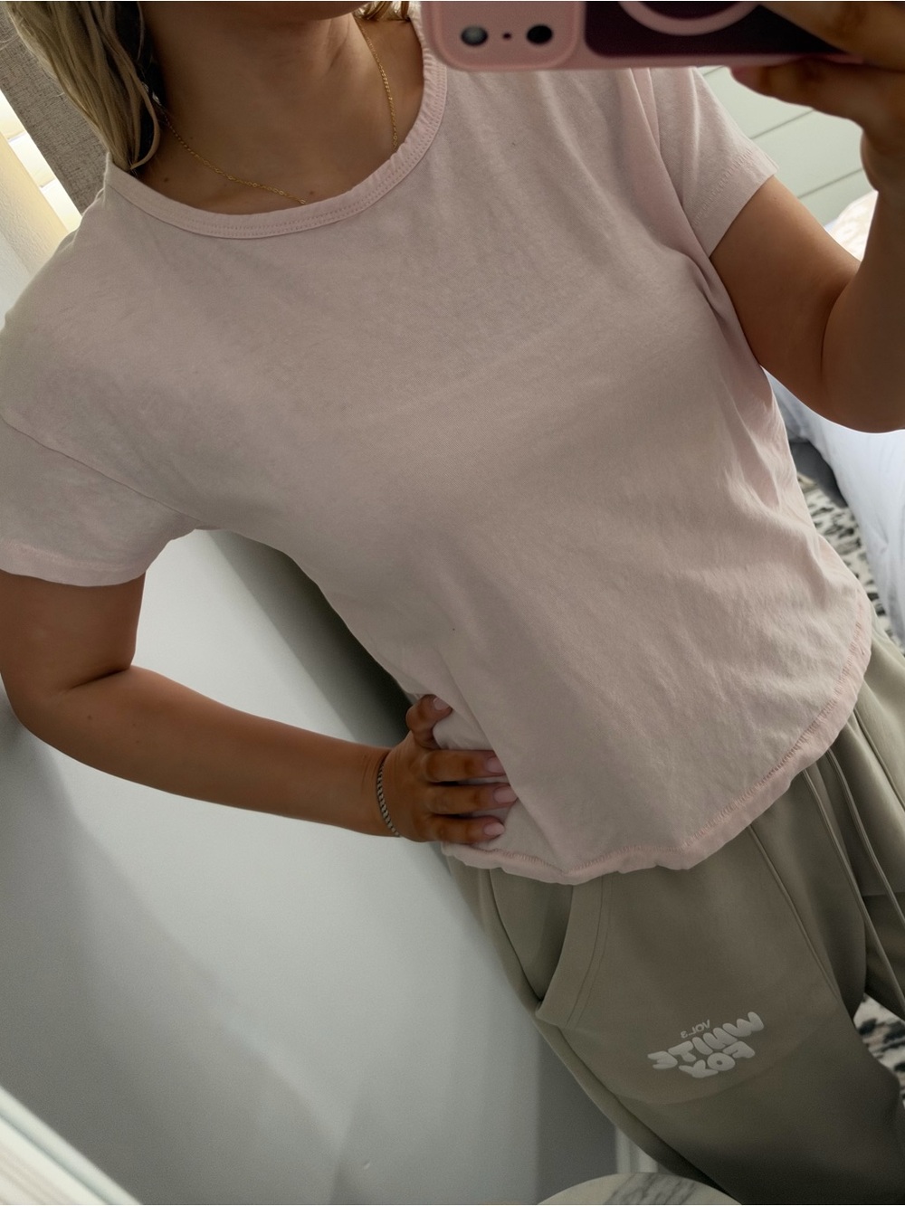 Universal Thread Pale Pink Short Sleeve Crew Tee